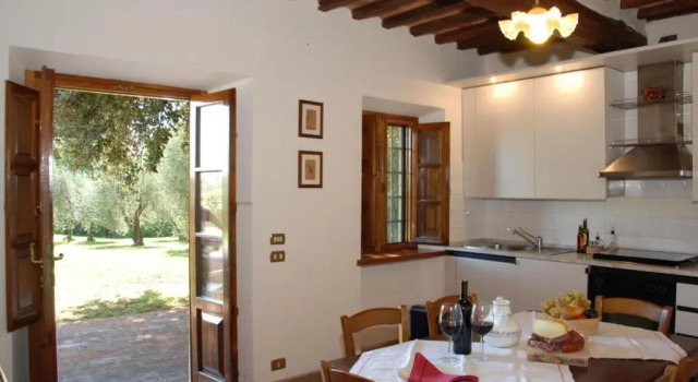 Casa Tonio by Salogi Villas, Book Villa Villas in Capannori, Villa