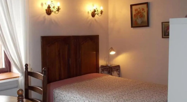 HOUSE LOCATION GiTE NEUVY, 1 PIèCE, 2 PERSONNES, Prenota Hotel Moulins Allier