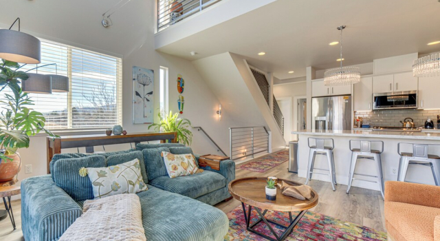 < 2 Mi to Dtwn Reno: Luxe Midtown Gem w/ Patio, Забронировать Отель Отели Рино 4 звезды, рядом с Washoe Golf Course, 4*