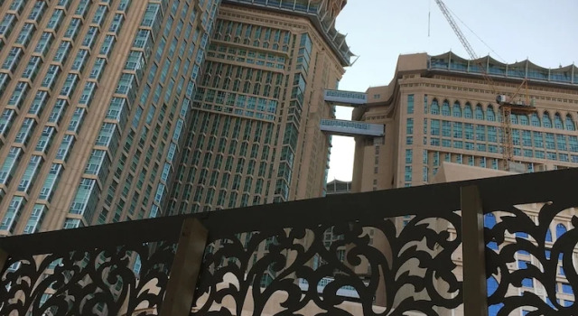 Ajyad Qma, Varaa Hotelli Ajyad 