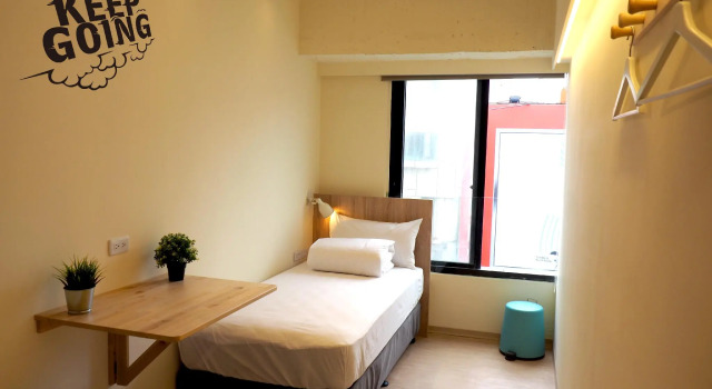 Stray Birds Taichung Hostel, Varaa Hostelli West District 