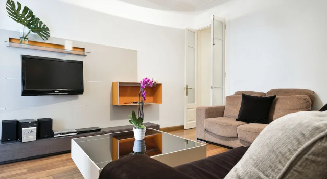 Habitat Apartments Ava 1, Забронировать Апартаменты/квартира Эшампле Барселона, рядом с Jove Regina Theatre