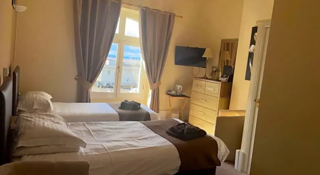 Номер Standard Royal Grosvenor Hotel