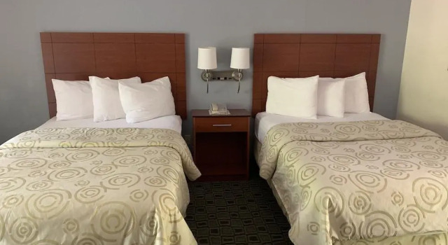 Rivers Edge Motel, Забронировать Мотель Чероки Аппалачи