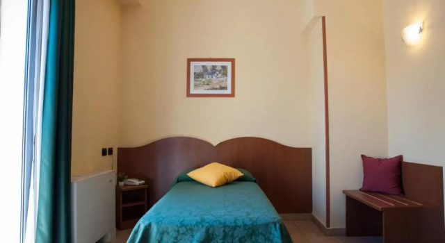 Одноместный номер The Best Hotel
