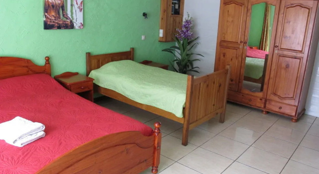 Chambres d'hôtes l'Orchidée Rose, Брондау Қонақ үй Hell-Bourg Salazie