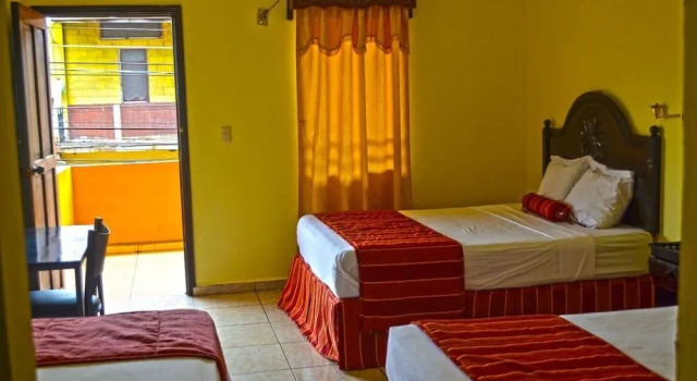 Hotel Plaza Palmero, Rezervovat Hotel Hotely v Cortés s parkováním, Parkování