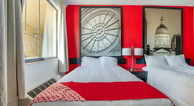 Четырёхместный номер Premium Days Inn & Suites by Wyndham Indianapolis Airport East