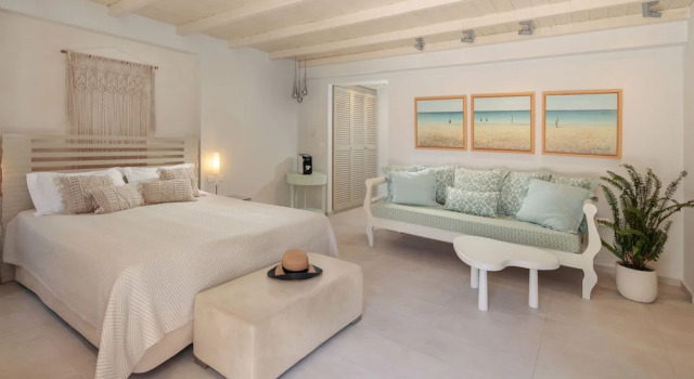 Трёхместный номер Standard с балконом Iria Beach Art Hotel