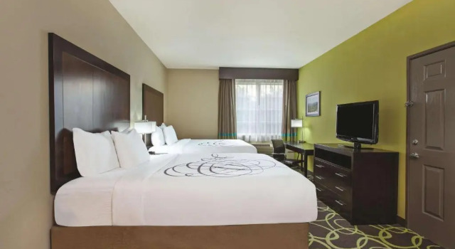 Четырёхместный номер Standard La Quinta by Wyndham Los Banos