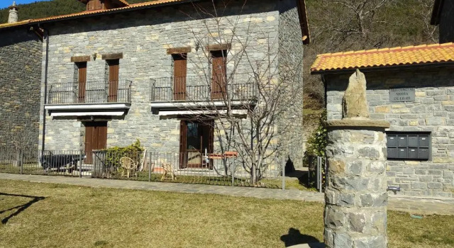 Casa Sierra de Limes 4, Book Hotel Biescas 