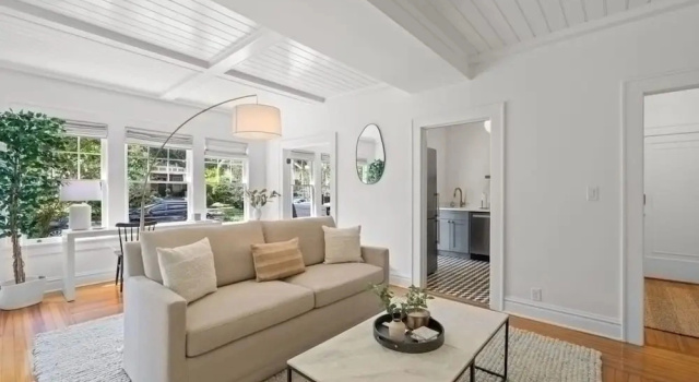 Коттедж NEW The Adaline 4 Updated Hyde Park Apt