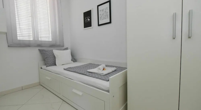 Luxurious Apartment in Novalja Near Sea, Забронировать Апартаменты/квартира Апартаменты Новалья, Апартаменты/квартира