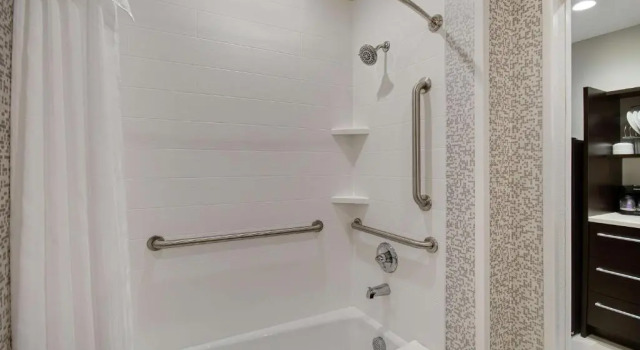 Двухместный люкс Home2 Suites By Hilton Burleson