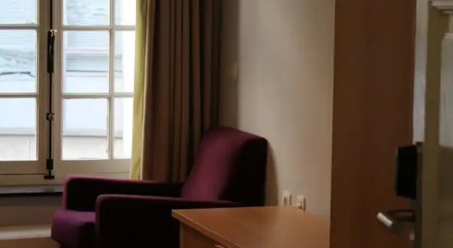 Двухместный полулюкс Irish College Leuven