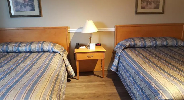 Standard Vierer Zimmer Hotel le Roberval