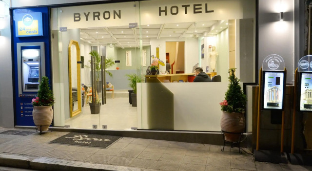 Hotel Byron, Забронировать Отель Неос-Космос Афины, рядом с Холм Филопаппос