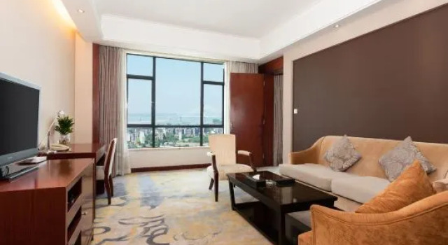Люкс Business Jingwei International Hotel