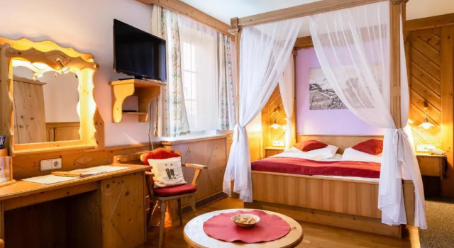 Двухместный номер Standard с балконом Scharfeggers Raxalpenhof - Zuhause am Land
