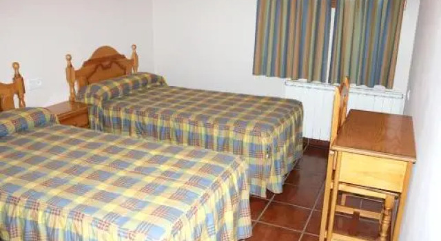 Apartment Calle Vacariza - 4, Book Apartment Hotels in Aragon with Parking, Parking