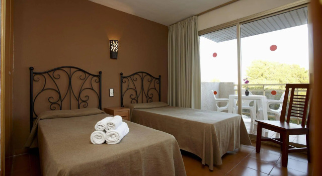 Mediterranean Suites, Забронировать Отель Отели Салоу 3 звезды, 3*