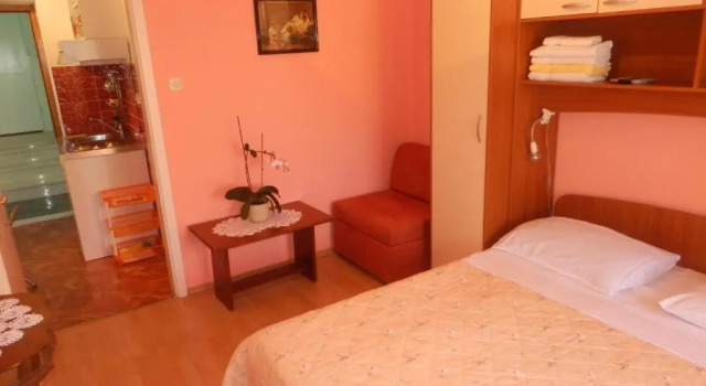 Студия с балконом и с красивым видом из окна Apartments Mate Slavic