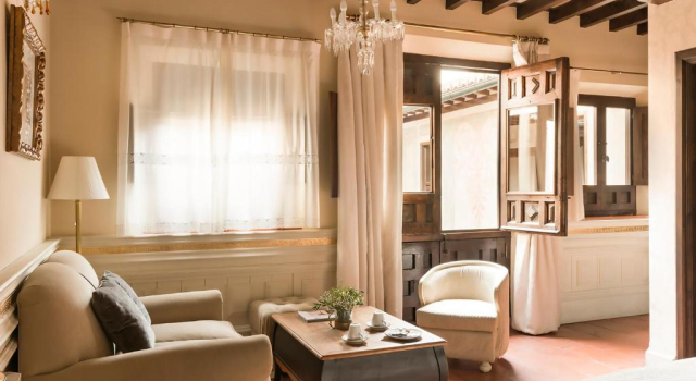 Полулюкс Hotel Casa 1800 Granada