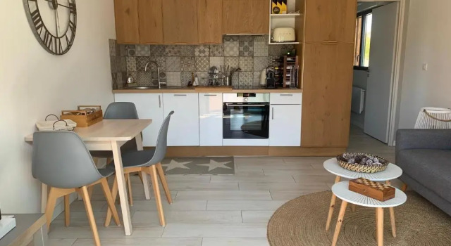 Коттедж c 1 комнатой La cabane 62