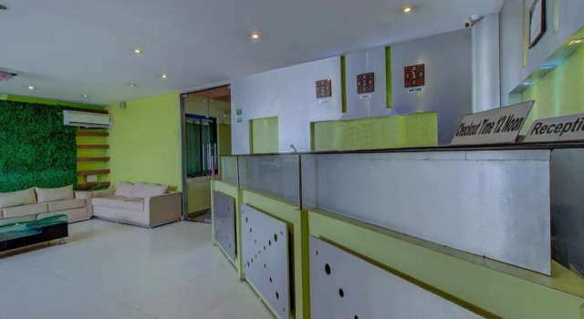 Hotel City Palace, Guwahati, Забронировать Отель Отели Гувахати с парковкой, рядом с Assam State Museum, Парковка
