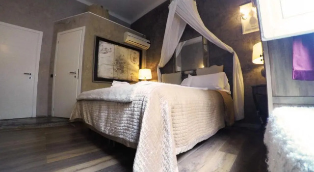 Люкс Classic Les Chambres de Amelie B&B