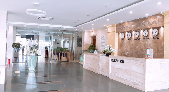 Luxe Hotel