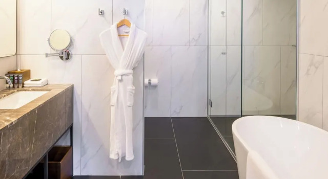Двухместный полулюкс Novotel Melbourne Central