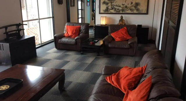 Jonni`s Place, Book Guesthouse Otsu Lake Biwa