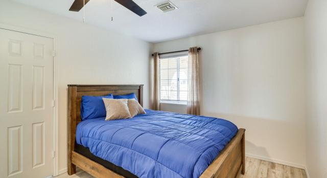 Коттедж Sunny Bullhead City Retreat w/ Pool!
