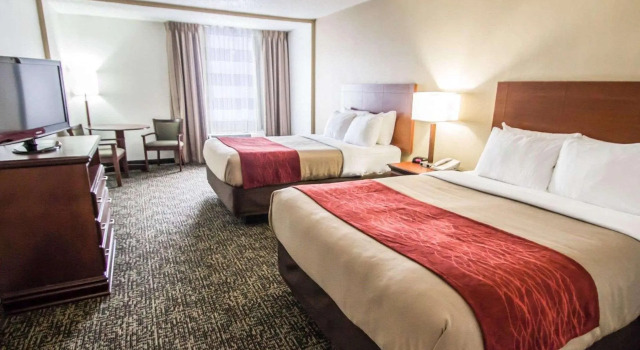 Четырёхместный номер Standard Holiday Inn Orlando North Winter Park by IHG