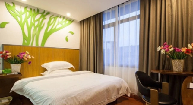Vatica Tianjin Fifth Avenue Foreign Language Children's Hospital Hotel, Забронировать Отель Отели Тяньцзинь с парковкой, рядом с Beyou World, Парковка