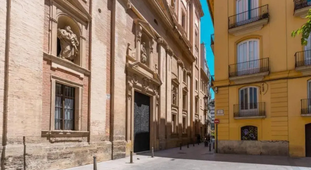 Balmes Flat, 2BDR - central market and city hall, Забронировать Отель Валенсия Коста-де-Валенсия