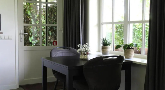 Erve Praestinck, Rezerwuj Hotel Rheezerveen Salland