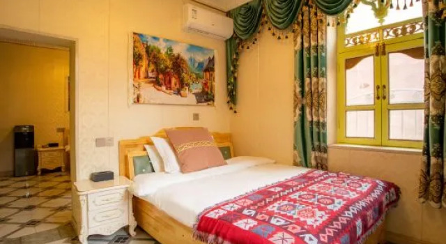 Люкс Juyuan Pavilion Homestay (Kashgar Ancient City Scenic Area Branch)
