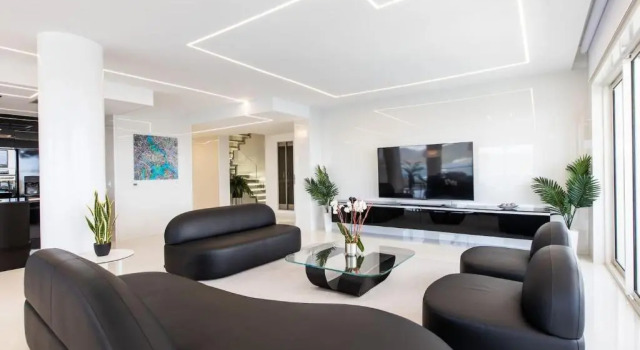 Serenity Penthouse - The Pinnacle of Luxury