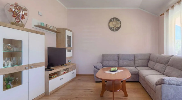 Vita (RCA406), Prenota Hotel Divsici Istria centrale