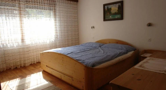 Appartment Haus Monazit, Забронировать Отель Церматт курорт Церматт, рядом с Горнолыжный подъемник Маттерхорн Гласье Парадайз