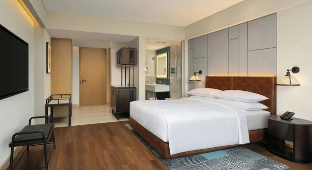 Номер Superior Four Points by Sheraton Amritsar, Mall Road