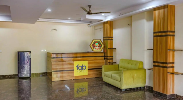FabHotel Starlight Sanctuary, Забронировать Отель Недорогие отели Гургаон, рядом с Apollo Tyres Ltd, недорого