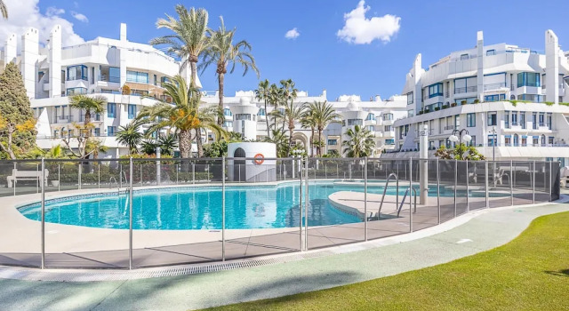 Коттедж Marbella House Ph85 With Pool