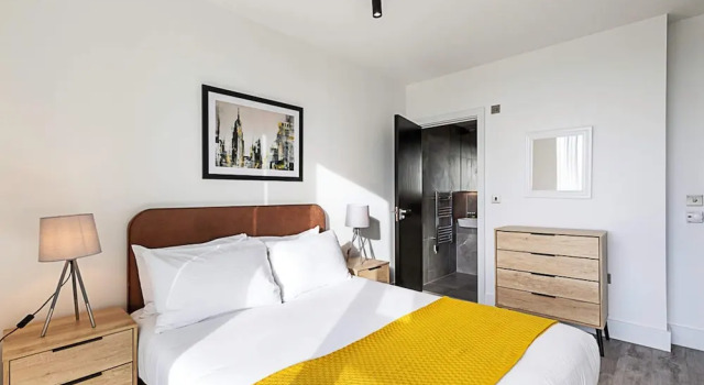 High Rise Apartment in Acton, Varaa Huoneisto Asunnot kohteessa Merseyside, Huoneisto