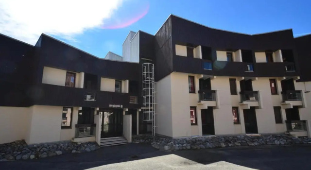 Appartement Les Menuires, 3 pièces, 10 personnes - FR-1-452-239, Prenota Appartamento Hotel a Alvernia con parcheggio, Parcheggio