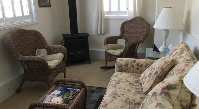 Люкс Camden Riverhouse Hotel and Inn
