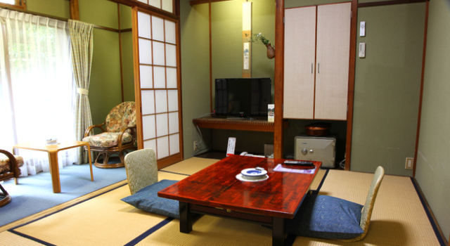 Номер Economy Atami Onsen Yamaki Ryokan