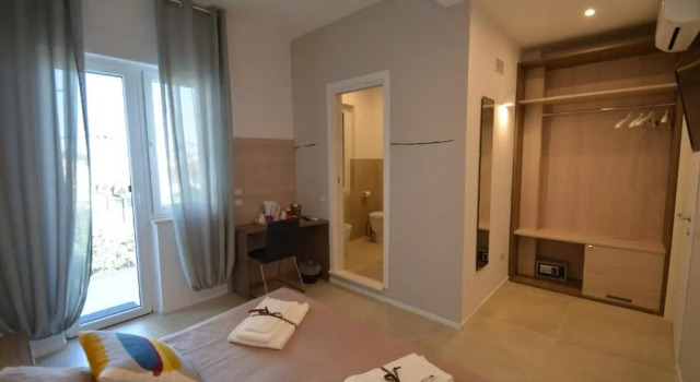 Standard double chambre avec balcon et Vue sur la ville Graffiti